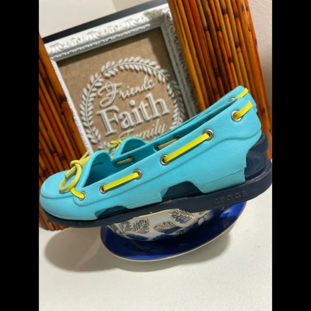 Sailor sky & navy blue crocs - Picture 3 of 6